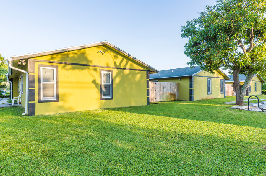healing-properties-delray-beach-sober-living-exterior-buildings-02 Healing Properties Sober Living Delray Beach Halfway House