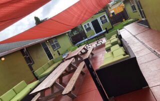 healing-properties-exterior-courtyard Healing Properties Sober Living Delray Beach Halfway House