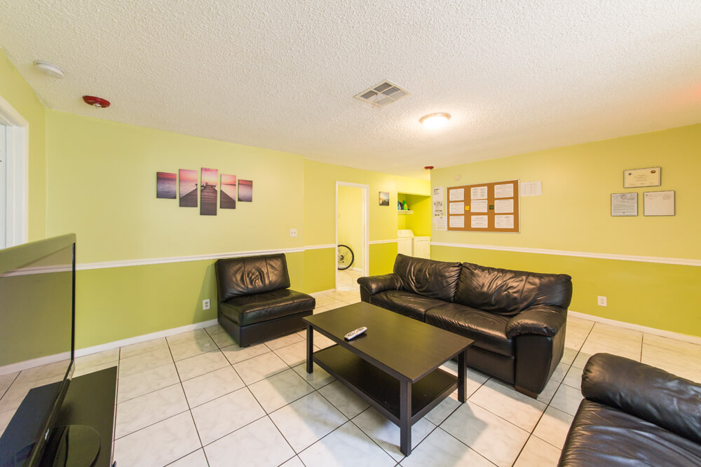 healing-properties-interior-living-room-02 Healing Properties Sober Living Delray Beach Halfway House